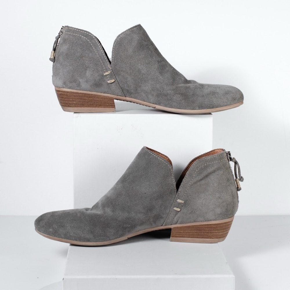 Kenneth Cole New York Gray Ankle Booties
